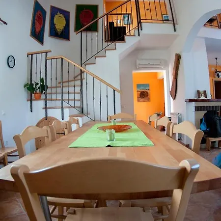 Villa Villa Maja Rustic Oasis With Private Pool & Lush Garden *
