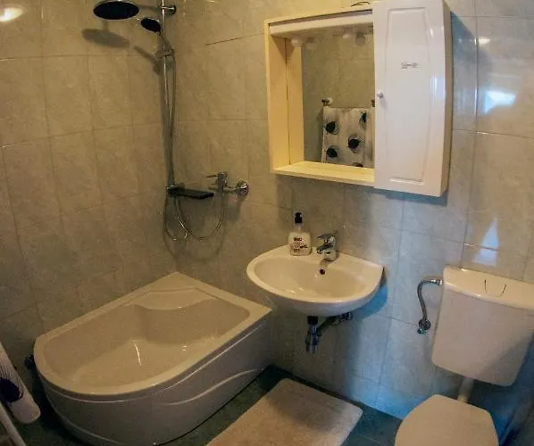 House /villa Maja *