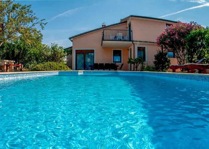 House /villa Maja Villa *